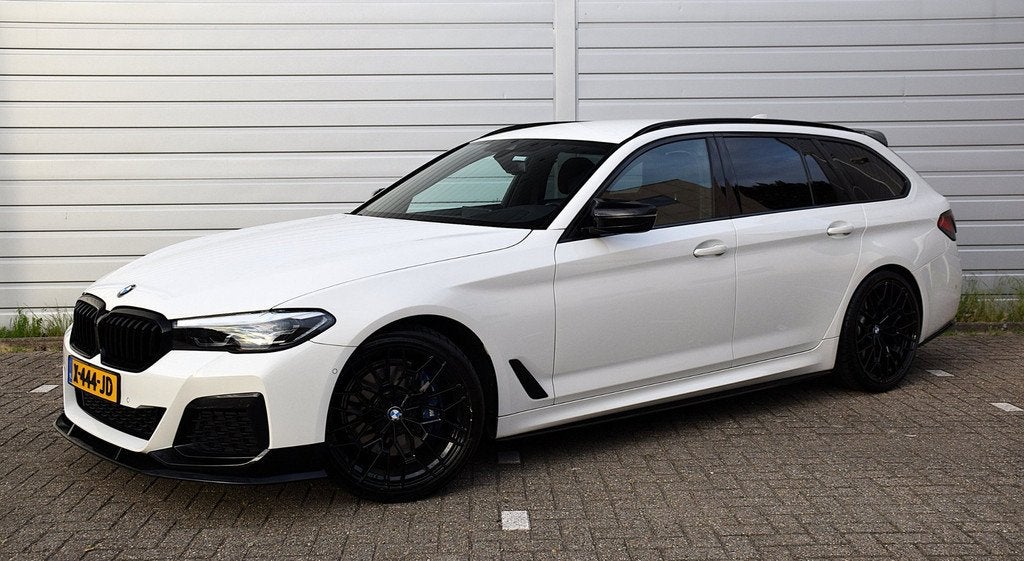 BMW 5-serie Touring 530i High Executive*M-Pakket*Head-up*20", 1998 cc, Achterwielaandrijving, Gebruikt, Euro 6