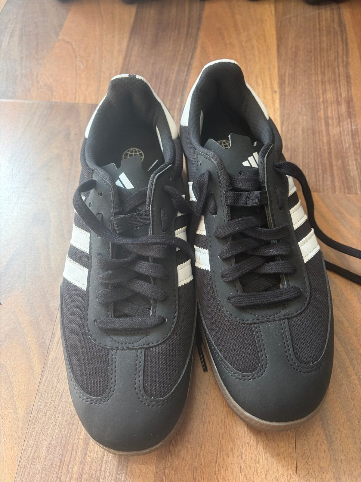Adidas Samba fietsschoenen - Maat 42, Fietsen en Brommers, Fietsaccessoires | Fietskleding, Heren, Schoenen, Nieuw, Overige maten