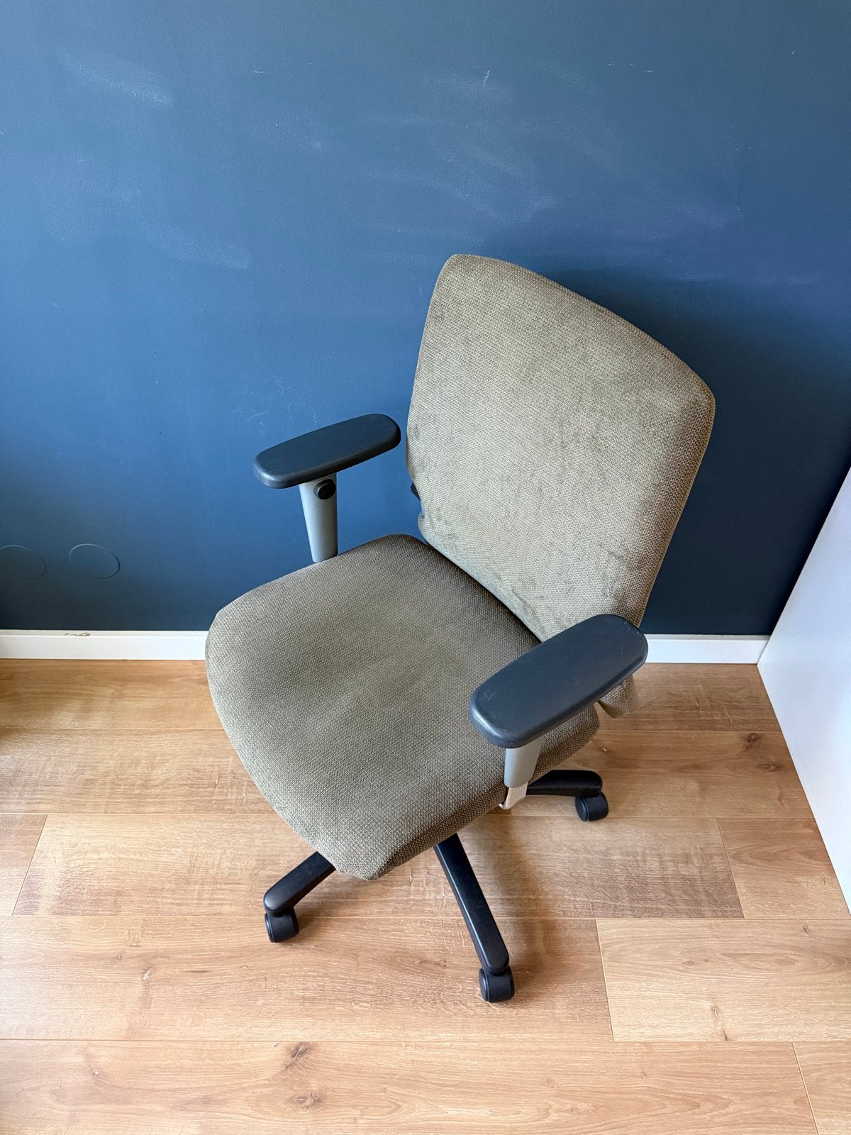 Haworth comforto 77 ergonomische bureaustoel, Ophalen, Gebruikt, Bruin, Bureaustoel