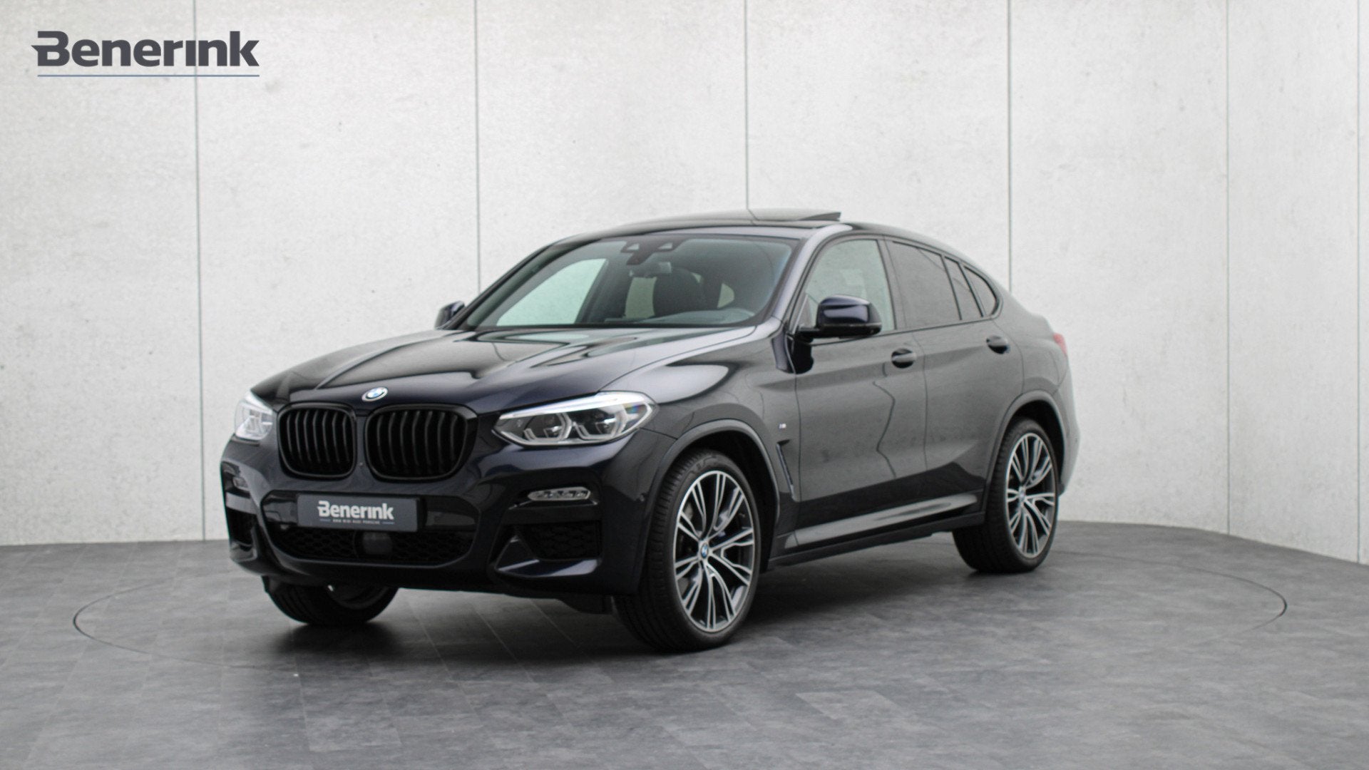 BMW X4 xDrive30i M-Sport | Harman/Kardon | Panoramadak | Hea, Auto's, Gebruikt, 4 cilinders, Automatische klimaatregeling, Zwart