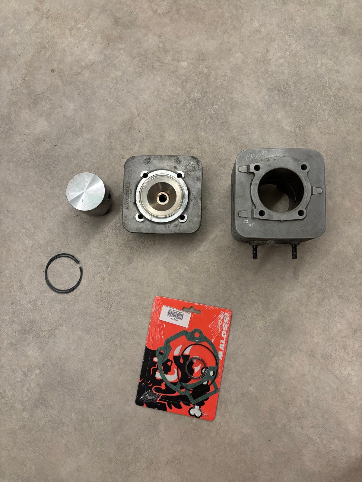 Malossi 172cc ac Stage 2 Cilinderkit, Ophalen of Verzenden, Zo goed als nieuw, Cilinder
