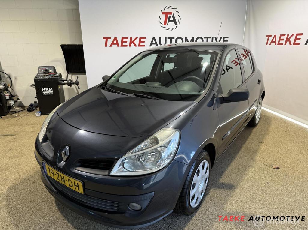 Renault Clio 1.2-16V Authentique NAP/AIRCO/5DRS, Auto's, Renault, Bedrijf, Te koop, Clio, ABS, Airbags, Airconditioning, Alarm