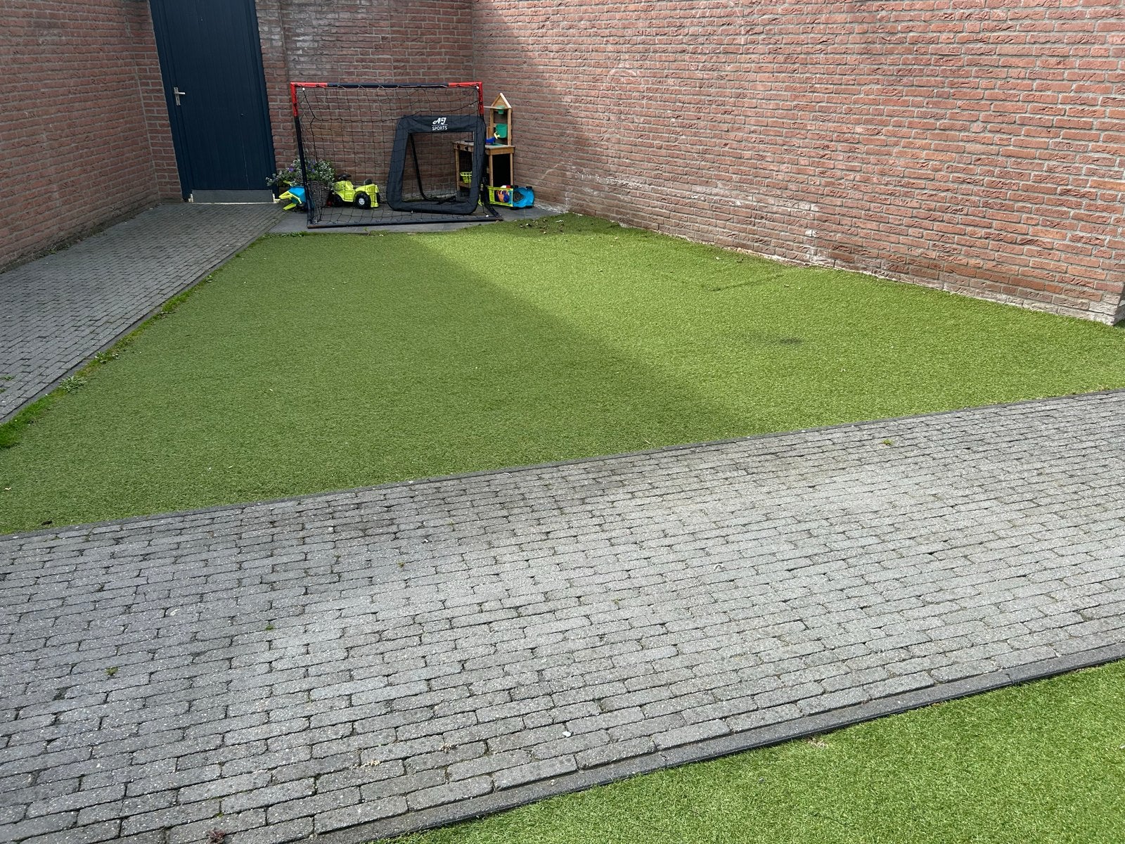 Kunstgras, gratis ophalen in december, Tuin en Terras, Ophalen, Gebruikt, 20 m² of meer, Kunstgras