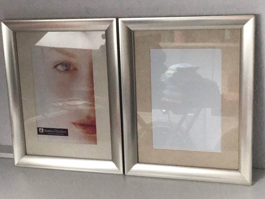 2 champagnekleurige fotolijsten, Ophalen, Gebruikt, Fotolijst
