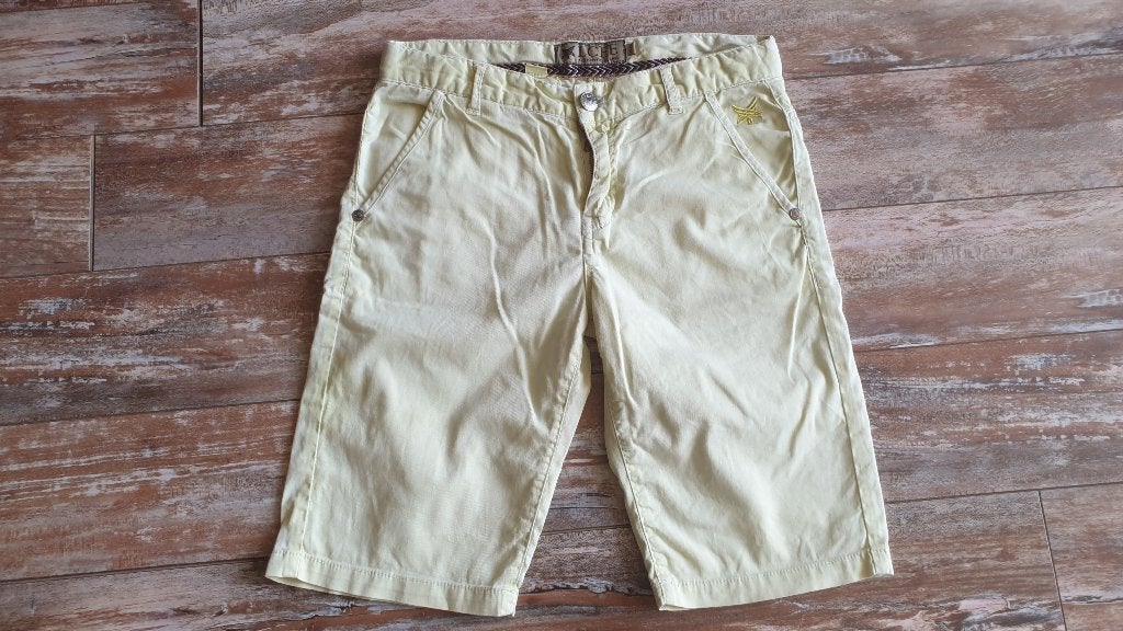 Leuke korte broek van LCEE maat 140, Broek, LCEE, Ophalen of Verzenden, Zo goed als nieuw
