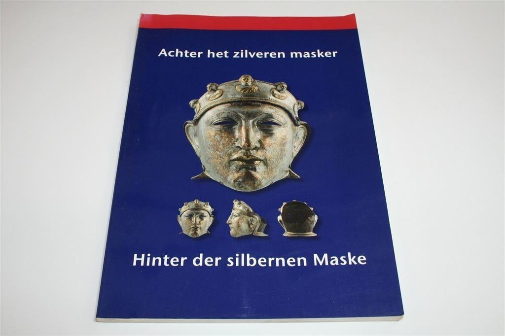 Romeinse Ruiterhelmen — Tweetalige Museumuitgave [NL/DE], Ophalen of Verzenden, 14e eeuw of eerder, Gelezen, Europa