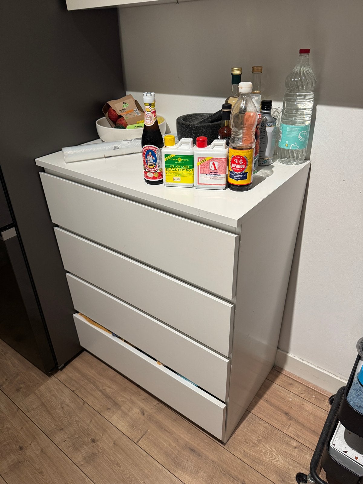 IKEA MALM kast 4 laden, Ophalen, 50 tot 100 cm, Zo goed als nieuw, 3 of 4 laden
