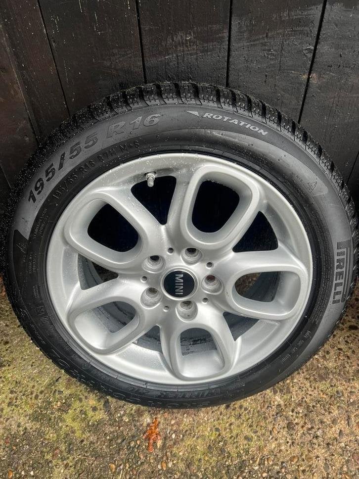 Originele mini Cooper velgen 5x112 195/55R16 TPMS winter 7mm, Niet ingevuld, Gebruikt, 16 inch, Banden en Velgen