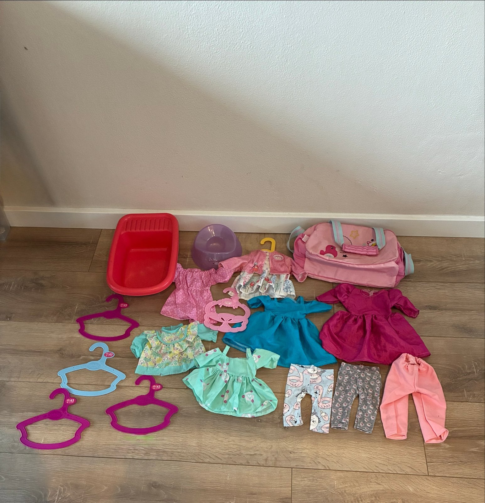 Poppenkleding en accessoires pakket, Ophalen of Verzenden, Gebruikt, Babypop