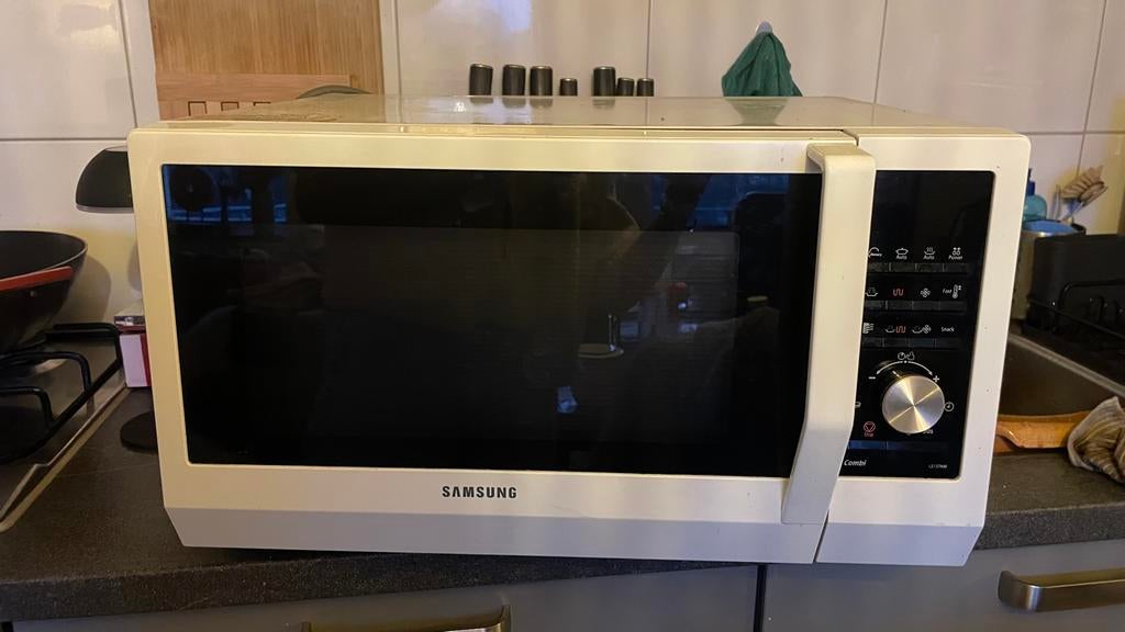 Samsung combimagnetron - enkel magnetron functie werkzaam, Ophalen, Combimagnetron, Draaiplateau, Niet werkend