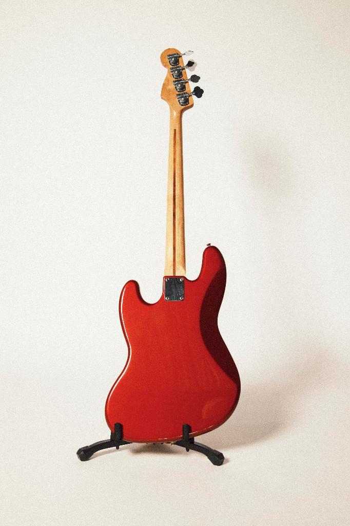 Fender Jazz Bass - 1992, 17600 N. Perimeter Drive, Suite 100, Scottsdale AZ 85255-5435, Verenigde Staten, Contactemea@fender.com