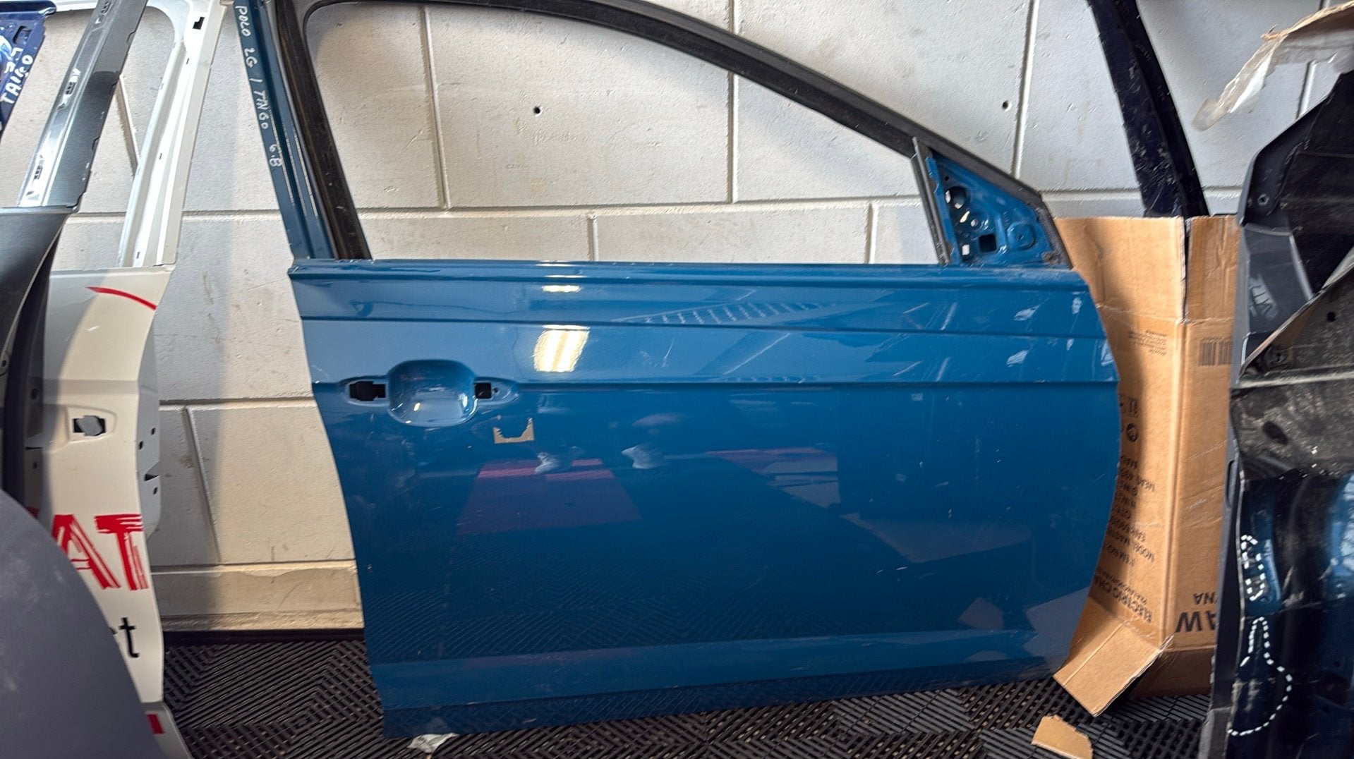 Volkswagen Polo 2G Taigo Rechts voor portier deur, Ophalen of Verzenden
