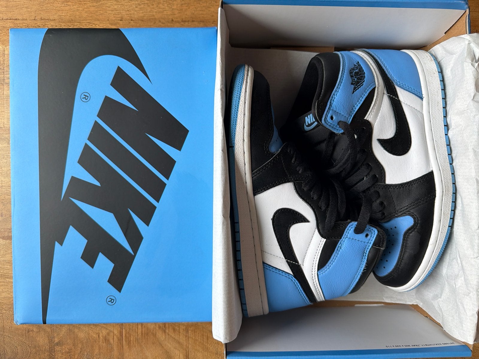 Nike Air Jordan 1 Retro High OG University Blue - 38, Blauw, Ophalen of Verzenden, Sneakers of Gympen, Zo goed als nieuw