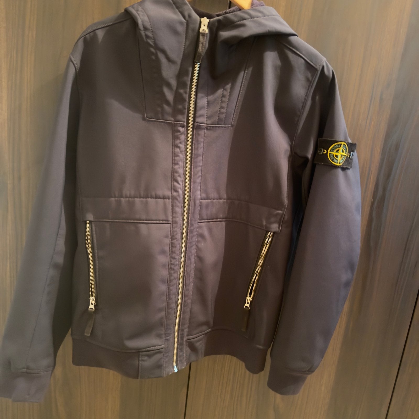 Stone Island Soft Shell-R Jas - Donkerblauw - Maat M, Ophalen, Zo goed als nieuw, Maat 48/50 (M), Blauw