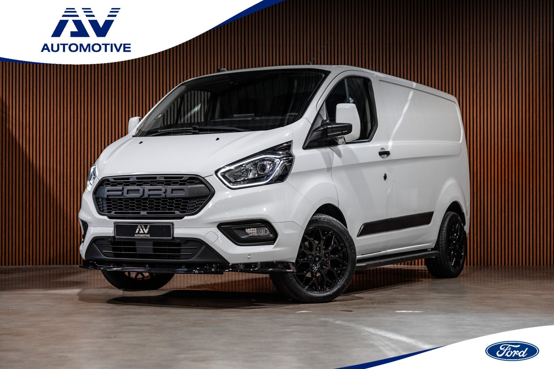 Ford Transit Custom 300 2.0 TDCI | Raptor Edition | CarPlay, Auto's, Voorwielaandrijving, Stof, Zwart, 4 cilinders