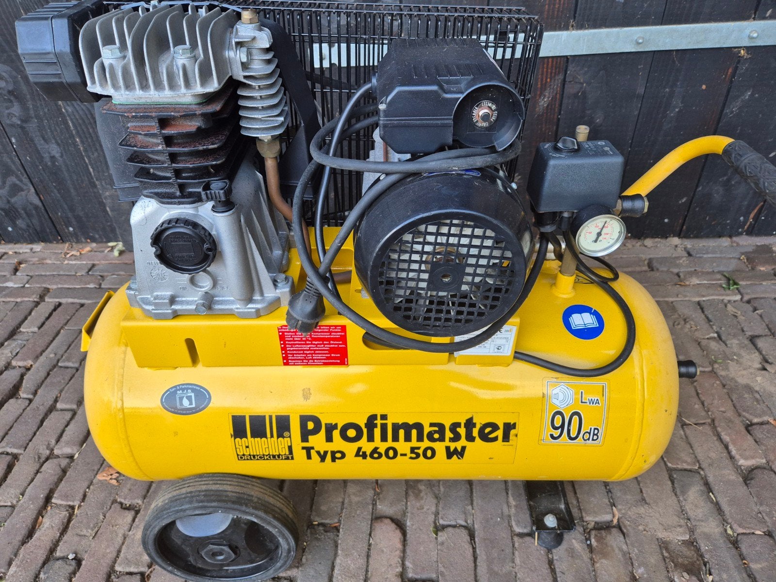 Profimaster Compressor 50L - 460 L/min - Houdt druk, Doe-het-zelf en Verbouw, Compressors, Ophalen, Gebruikt, 10 bar of meer, 400 tot 800 liter/min