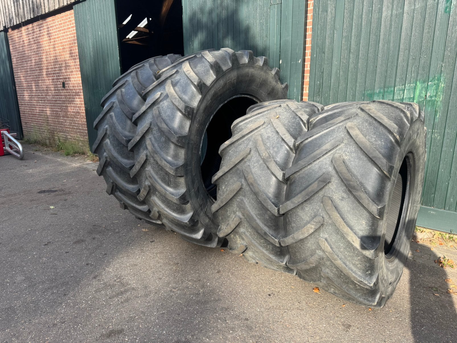 Michelin XM108 650/65R42 XM28 600/65R28 banden, Zakelijke goederen, Ophalen