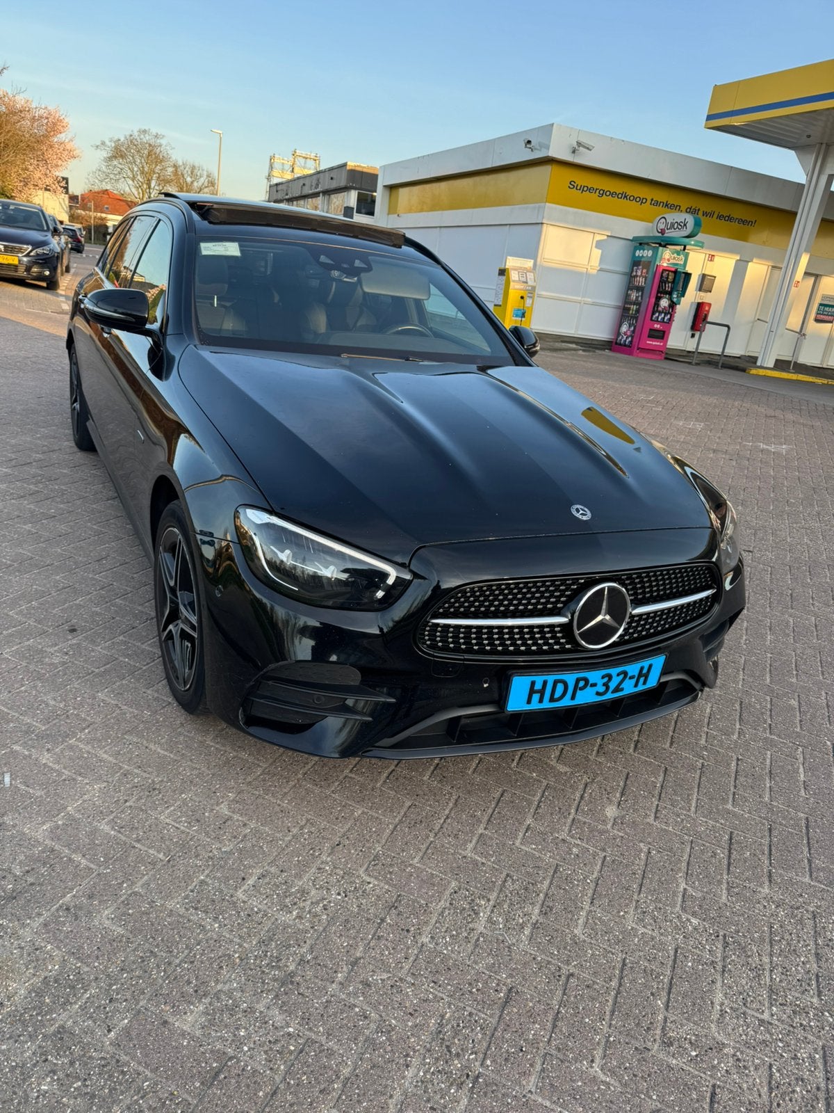 Taxi compleet Mercedes-Benz E-Klasse E300DE 4matic AMG Night, Taxivervoer