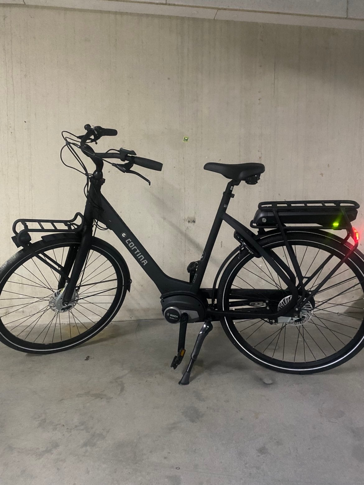 Cortina E-U4 Transport Bosch Active Line 500Wh - ZGAN!, Fietsen en Brommers, Fietsen | Dames | Damesfietsen, Zo goed als nieuw
