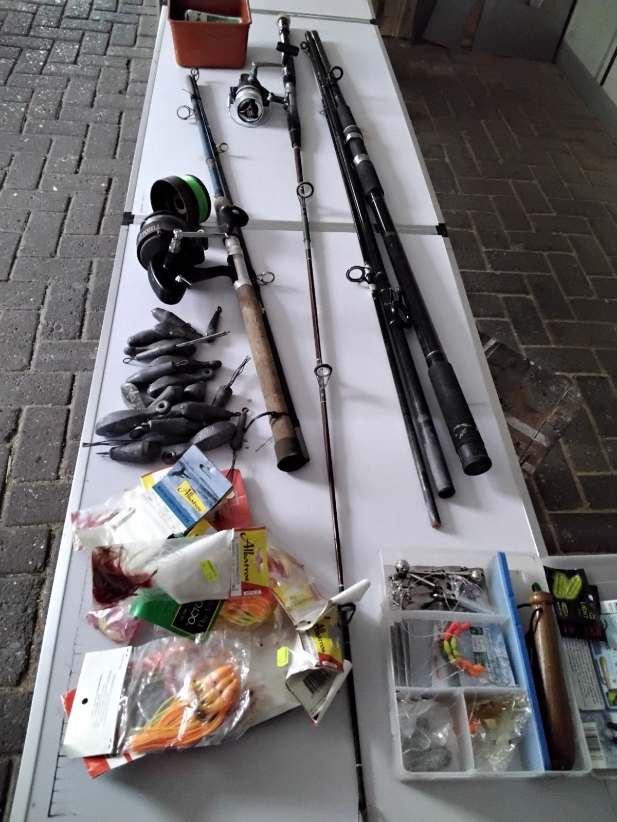 veel vismateriaal, Ophalen, Gebruikt, Complete set