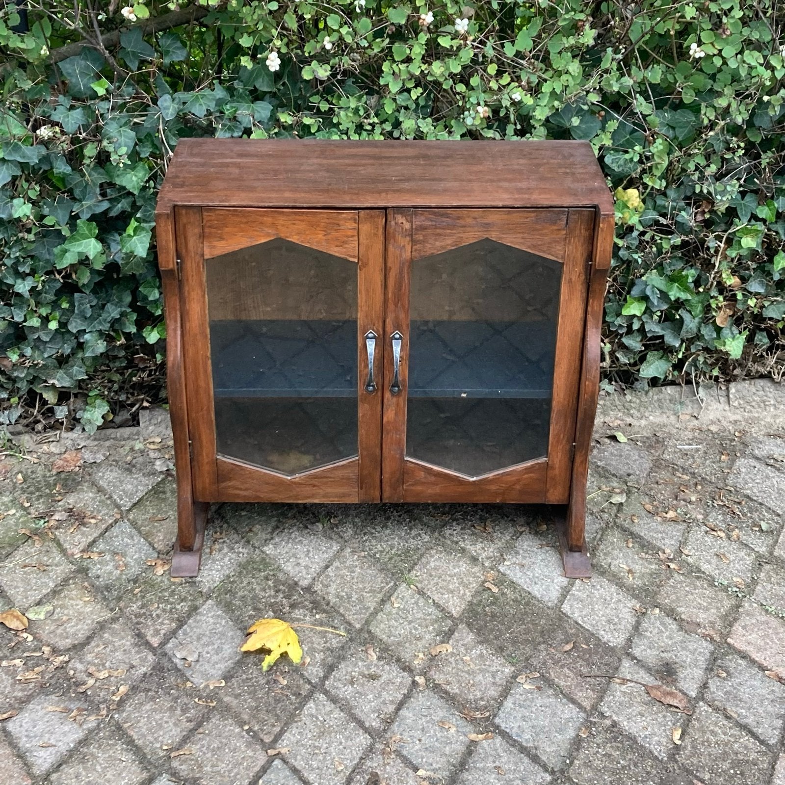 Vintage houten kastje met deurtjes - 70x35x65 cm, Antiek en Kunst, Ophalen