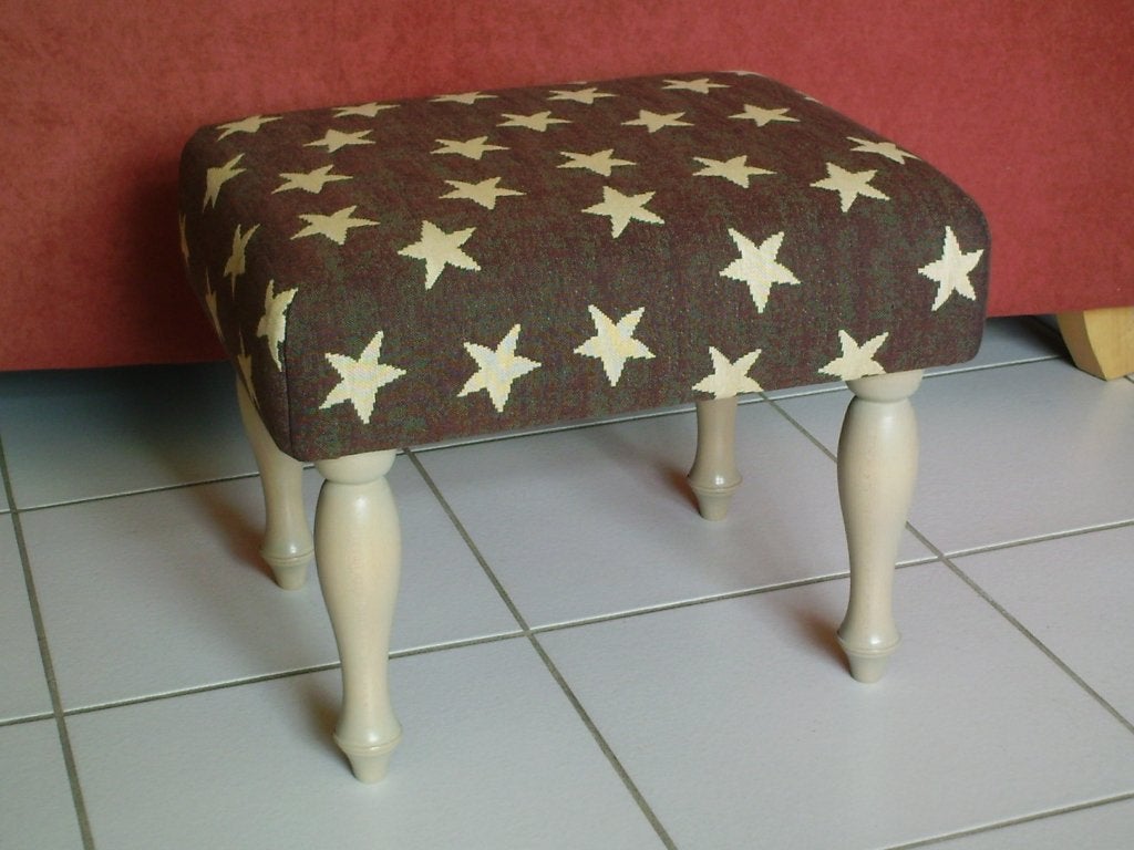 Footstool 37x45cm - bruin/stars - wit 702 - NIEUW !!, Huis en Inrichting, Minder dan 50 cm, Nieuw, Minder dan 50 cm, Ophalen of Verzenden