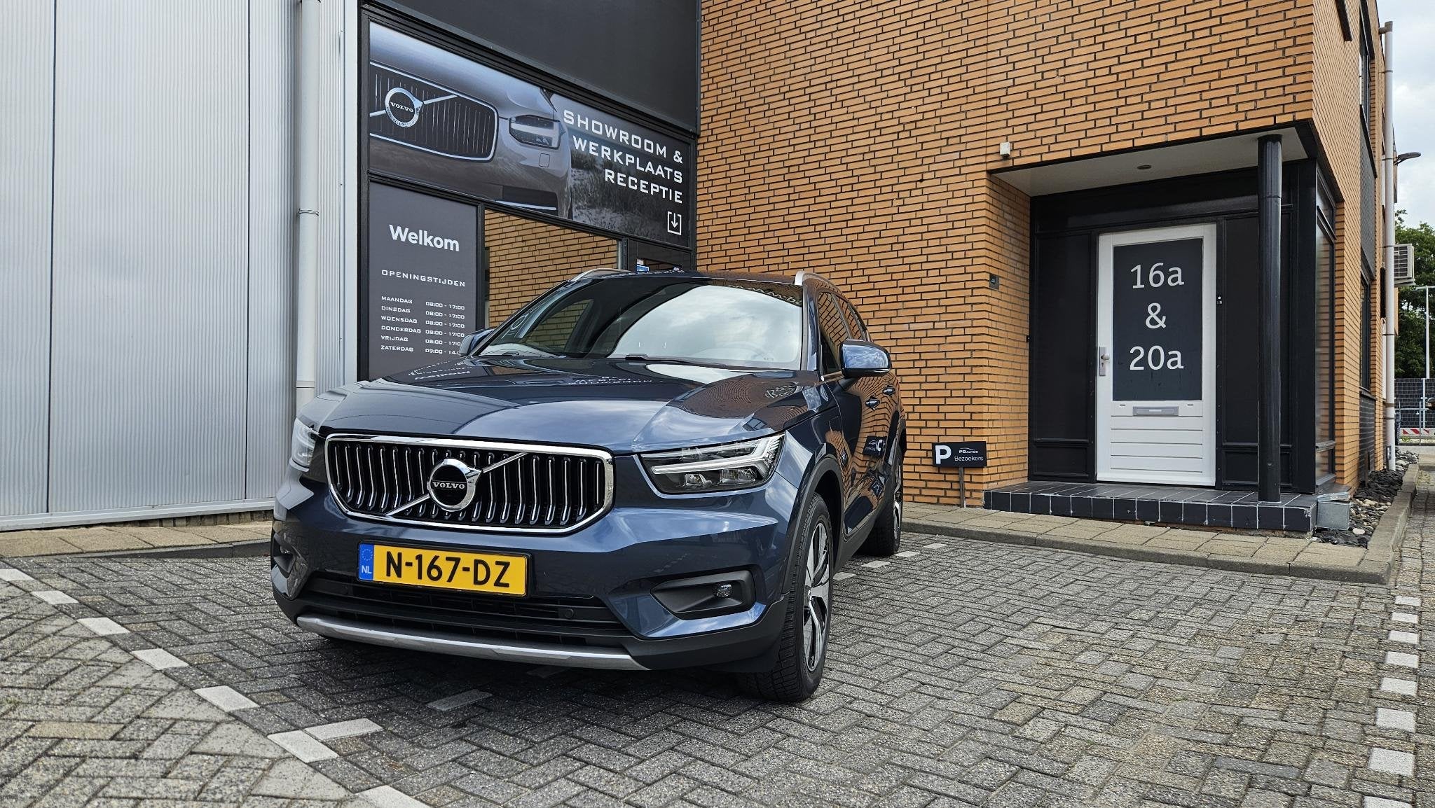 Volvo XC40 1.5 T5 Recharge Business Pro, Auto's, Stof, Euro 6, 1712 kg, Blauw