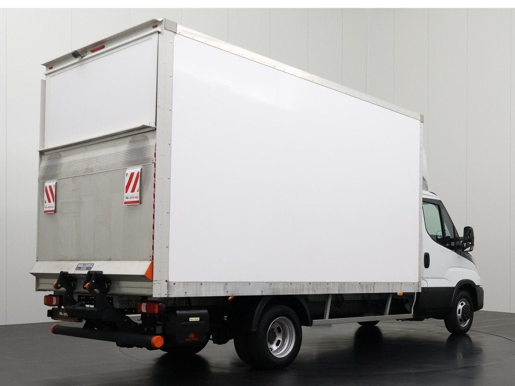 Iveco Daily 35C16 3.0L Bakwagen+Laadklep | 2.37 Mtr Hoog | F, Auto's, Bestelauto's, Gebruikt, Euro 6, 156 pk, Wit