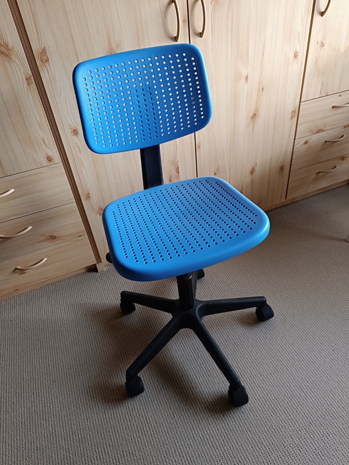 3 verschillende bureau stoelen, Ophalen, Gebruikt, Bureaustoel
