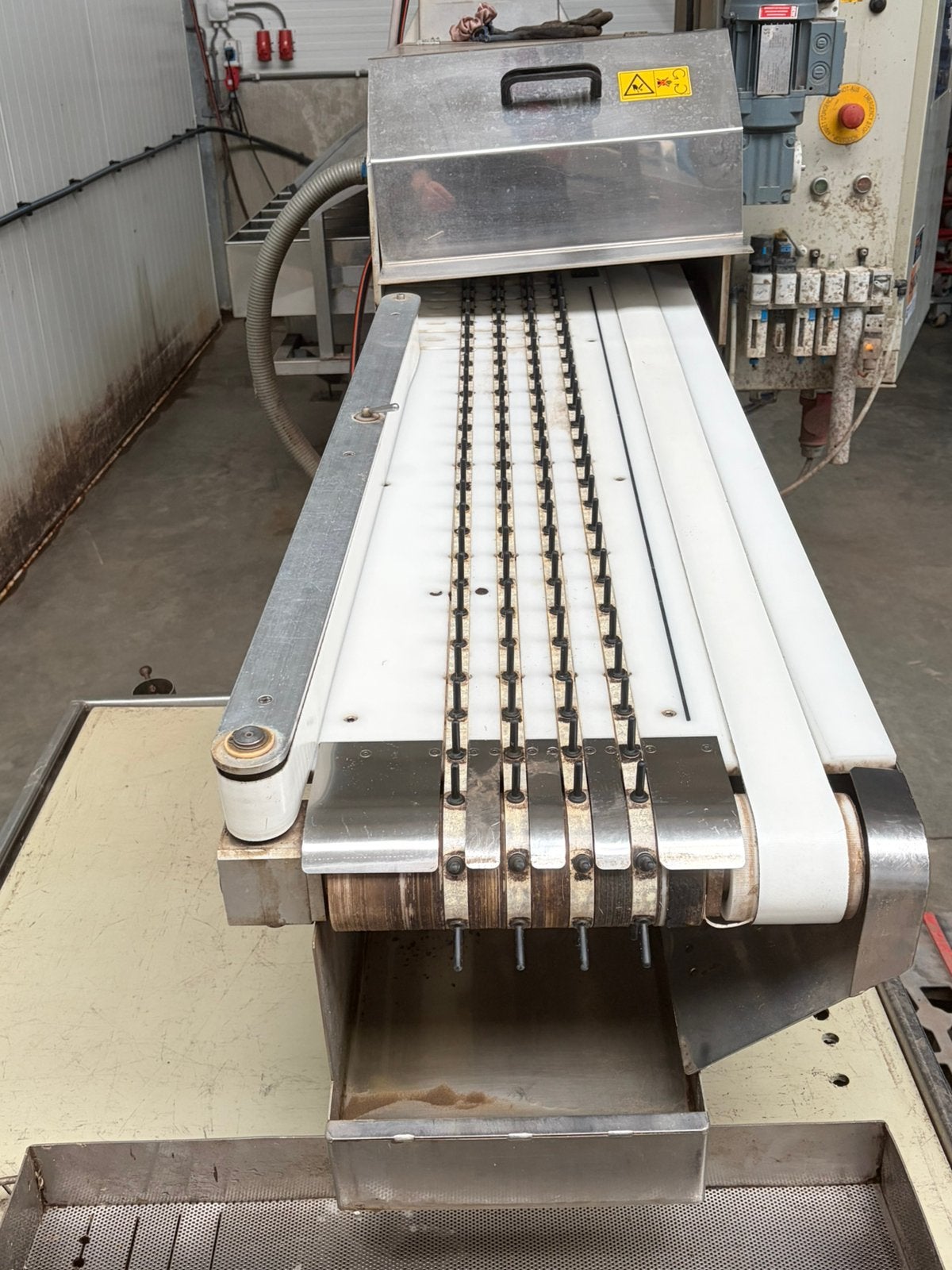 Asperge sorteermachine, Ophalen