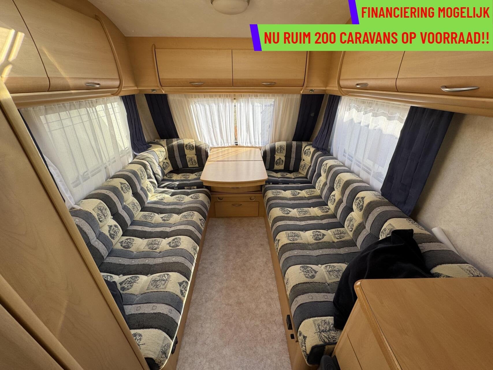 Foto 4 van HYLANDER AMBIANCE 410, ENKELEN BEDDEN, MOVER, VOORTENT