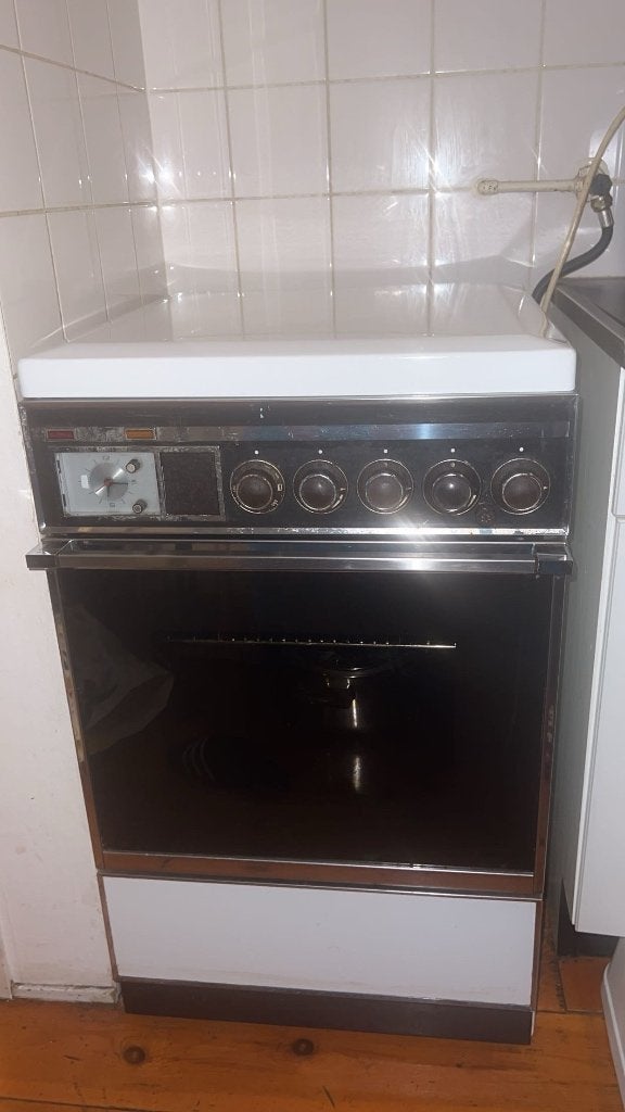 Fornuis, Zo goed als nieuw, Gas, Vrijstaand, 85 tot 90 cm