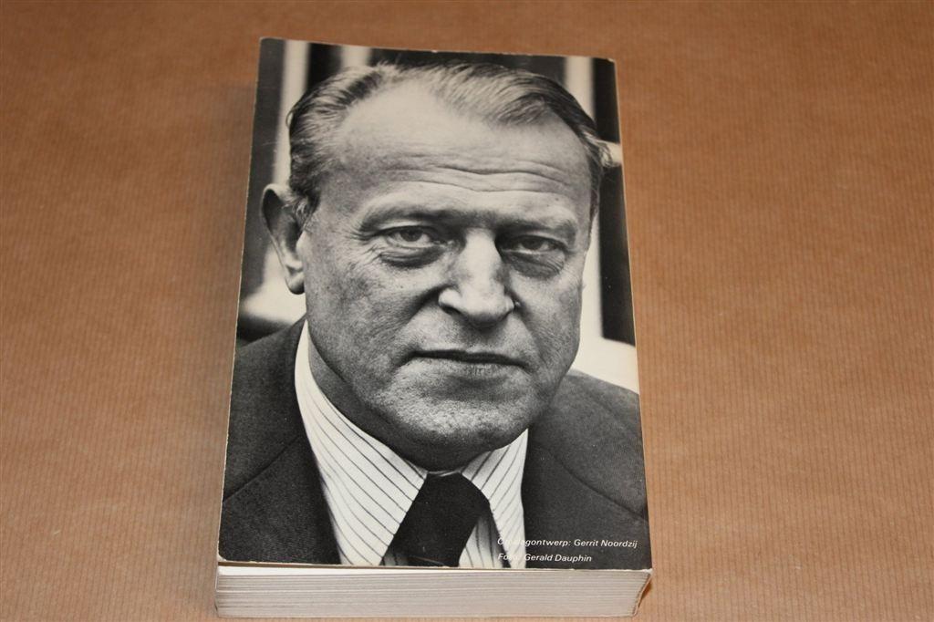 Tranen der Acacia\'s — W.F. Hermans — Herziene Uitgave 1971, Boeken, Literatuur, Ophalen of Verzenden, Gelezen