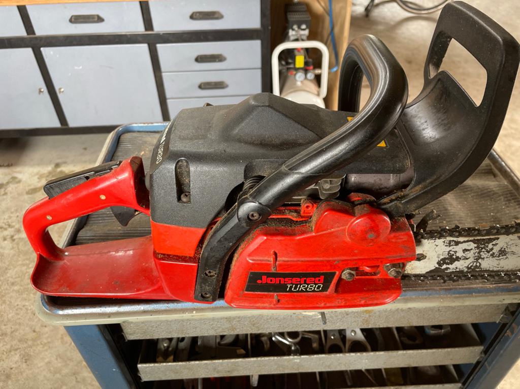 Jonsered 2141 Turbo Kettingzaag - Krachtig en Betrouwbaar, Doe-het-zelf en Verbouw, Gereedschap | Zaagmachines, Ophalen, Gebruikt