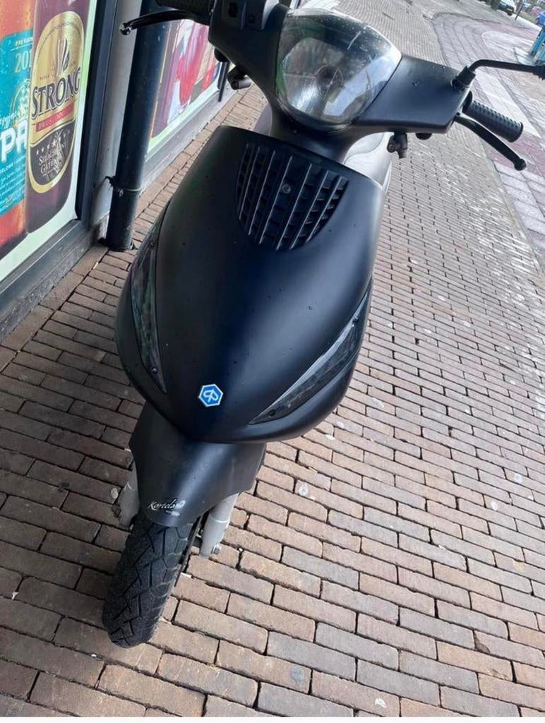 Piaggio zip 2016, Ophalen, Zo goed als nieuw, Benzine, Zip