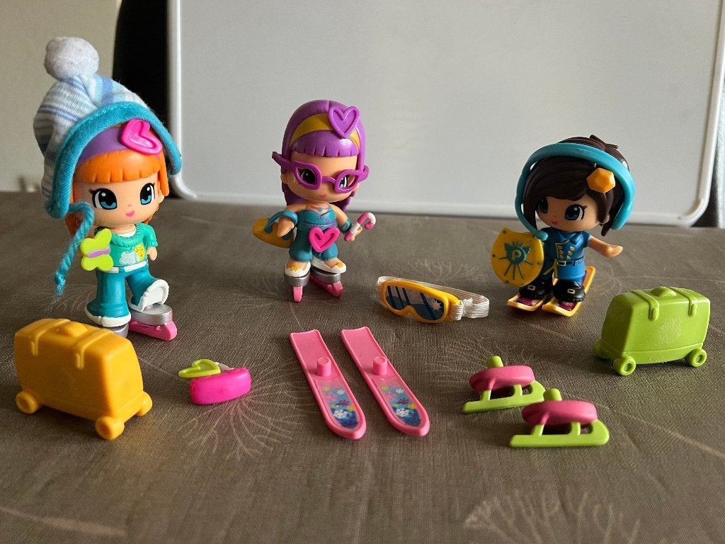 pinypon set  heerlijk voor de vakantie bij het zwembad, Ophalen of Verzenden, Zo goed als nieuw