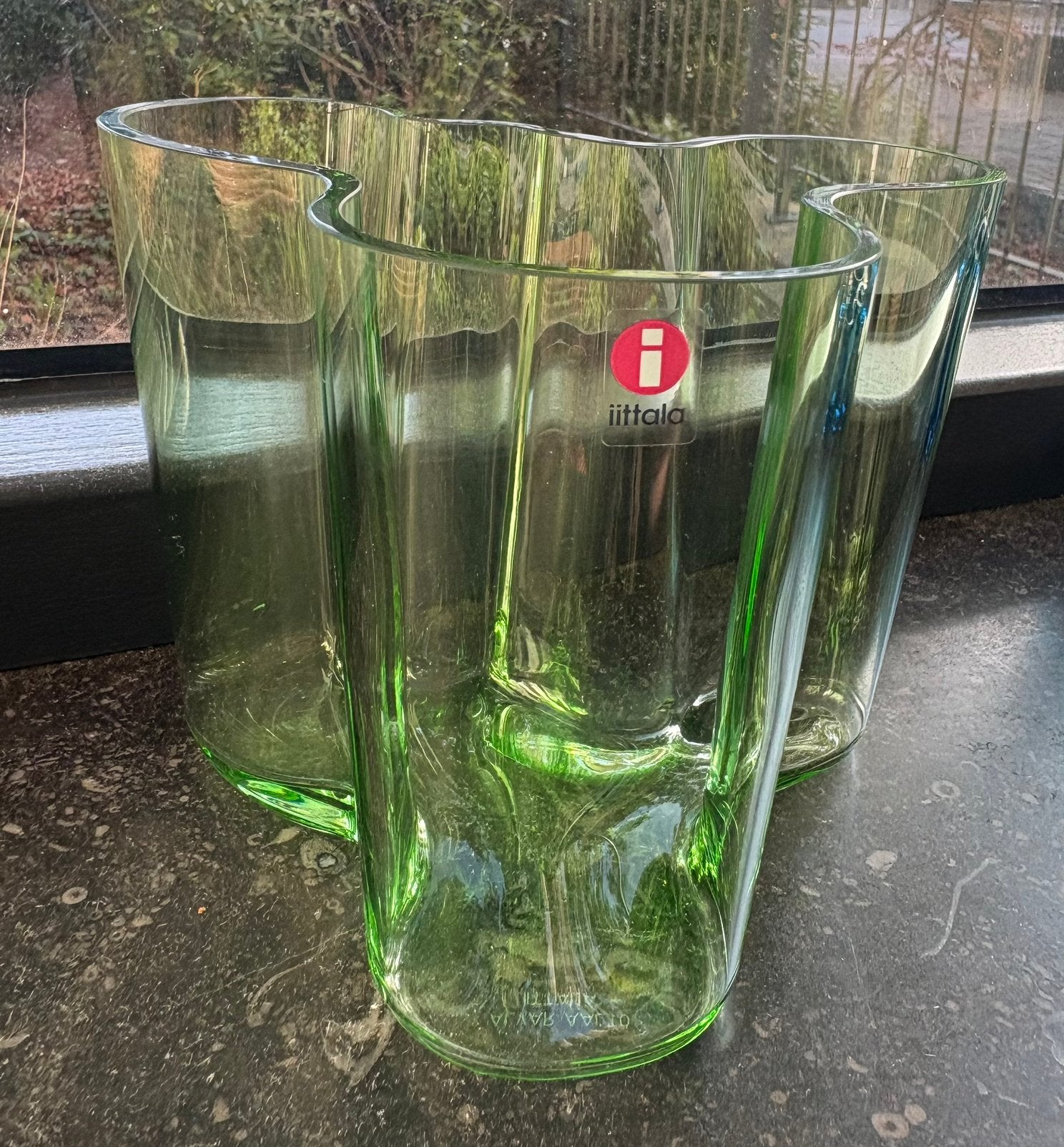Iittala Alvar Aalto vaas 120 mm appelgroen, Ophalen of Verzenden, Zo goed als nieuw