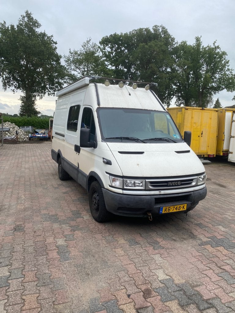 Iveco daily bus camper eigenbouw airco, 4 cilinders, Bedrijf, 2362 kg, Blauw