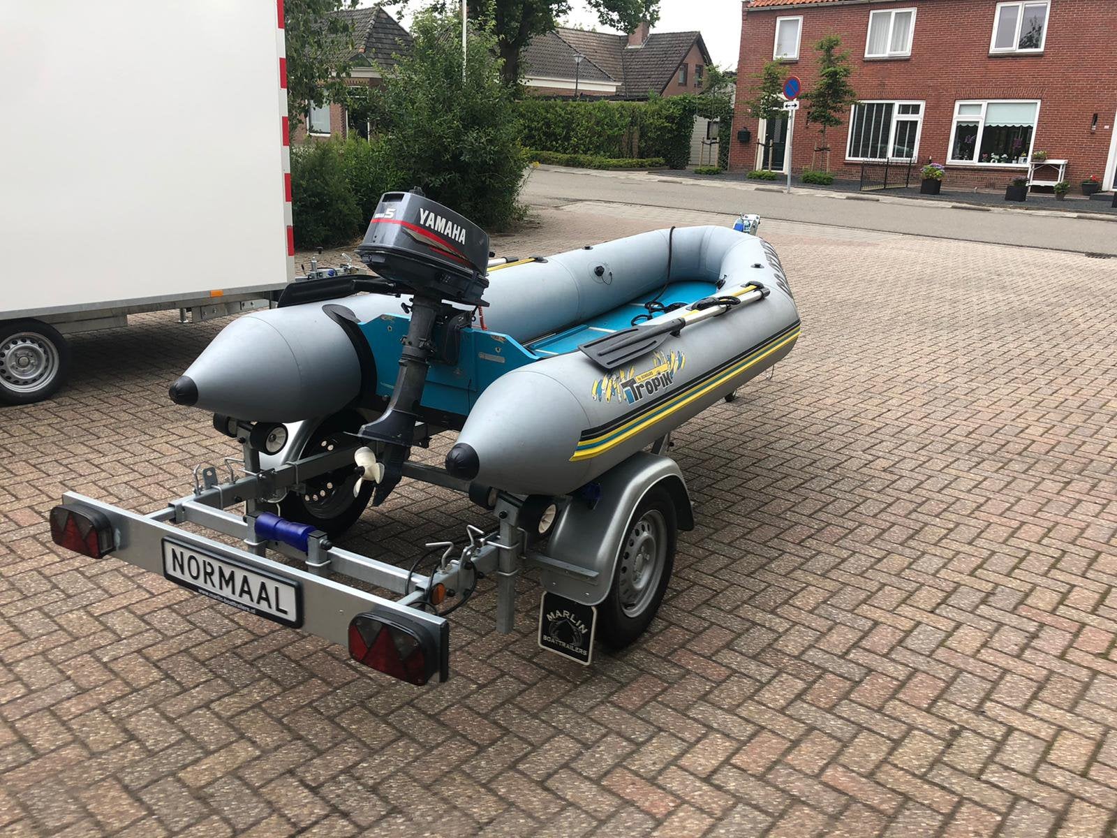 Nette rubberboot met goedlopende 5 pk Yamaha 2 takt, Ophalen, Gebruikt, Yamaha, Inclusief motor