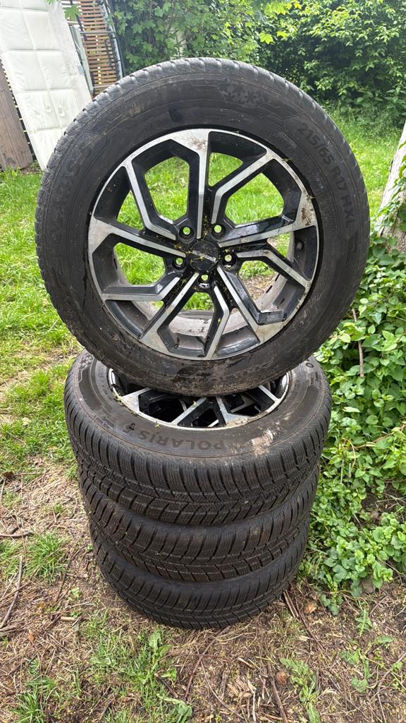 Volkswagen tiguan winterset 5x112 barum 215-65-r17, Ophalen, Gebruikt