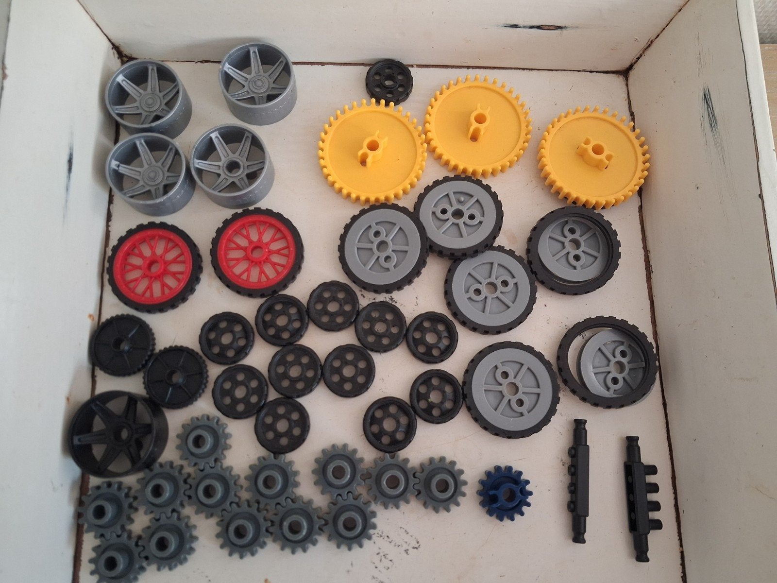 knexx allerlei wielen, radertjes en assen, Ophalen of Verzenden, Zo goed als nieuw, K'nex