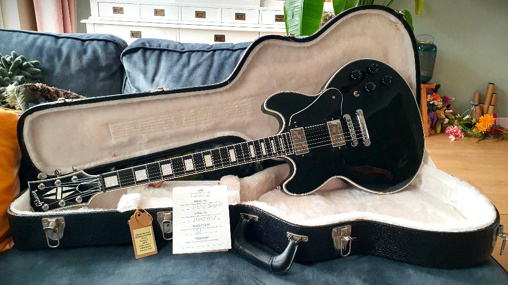 Gibson Midtown Custom 2012 black beauty met originele koffer, Ophalen, Zo goed als nieuw, Semi-solid body, Gibson