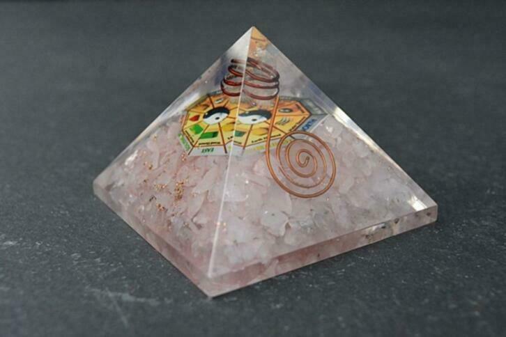 Orgoniet pyramide - Rozenkwarts, Ophalen of Verzenden, Mineraal