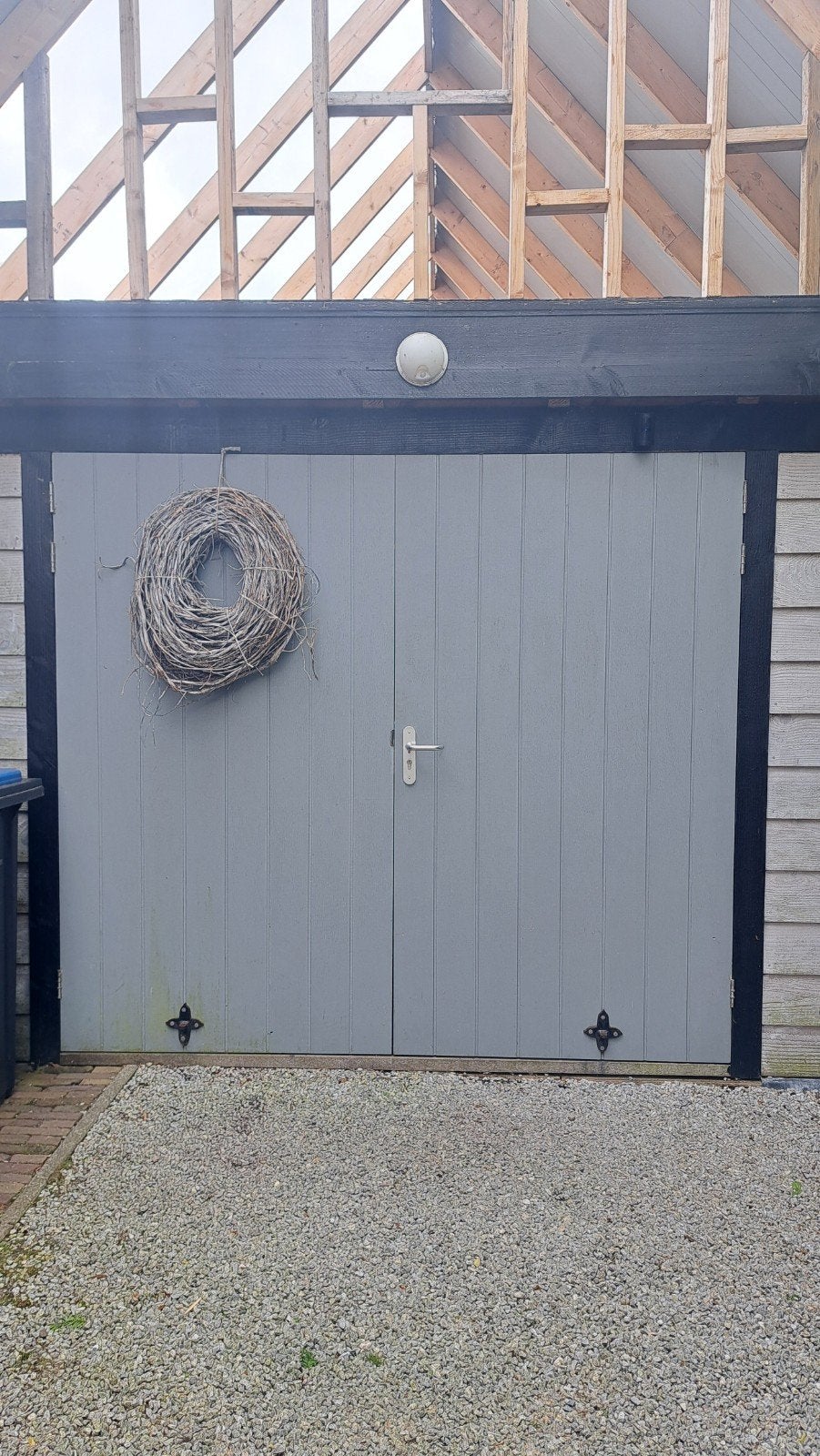 Set houten garagedeuren inclusief slot, 113.5x202 cm, Ophalen