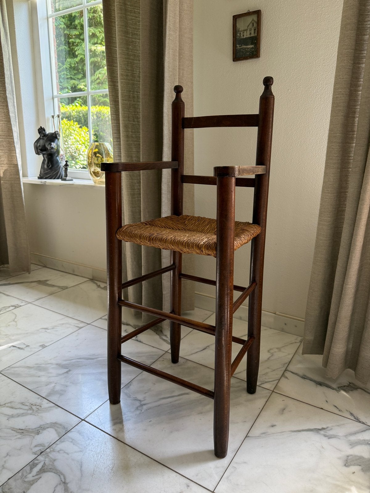 Charmante vintage kinderstoel van hout met rieten zitting., Ophalen of Verzenden, Gebruikt, Overige typen