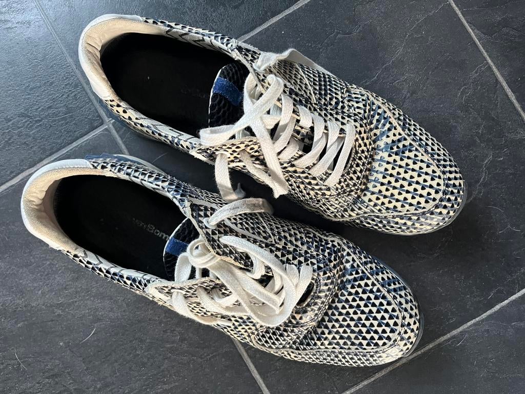 Floris van Bommel, Ophalen of Verzenden, Gedragen, Blauw, Sneakers of Gympen