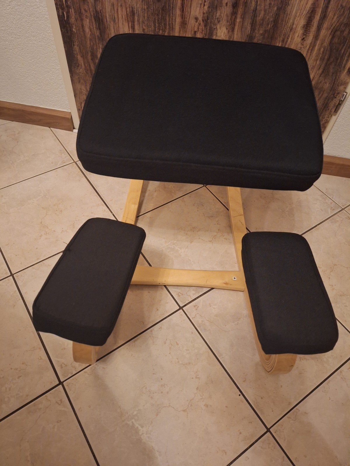 Knie stoel, Huis en Inrichting, Ophalen, Hout, Gebruikt, Zwart