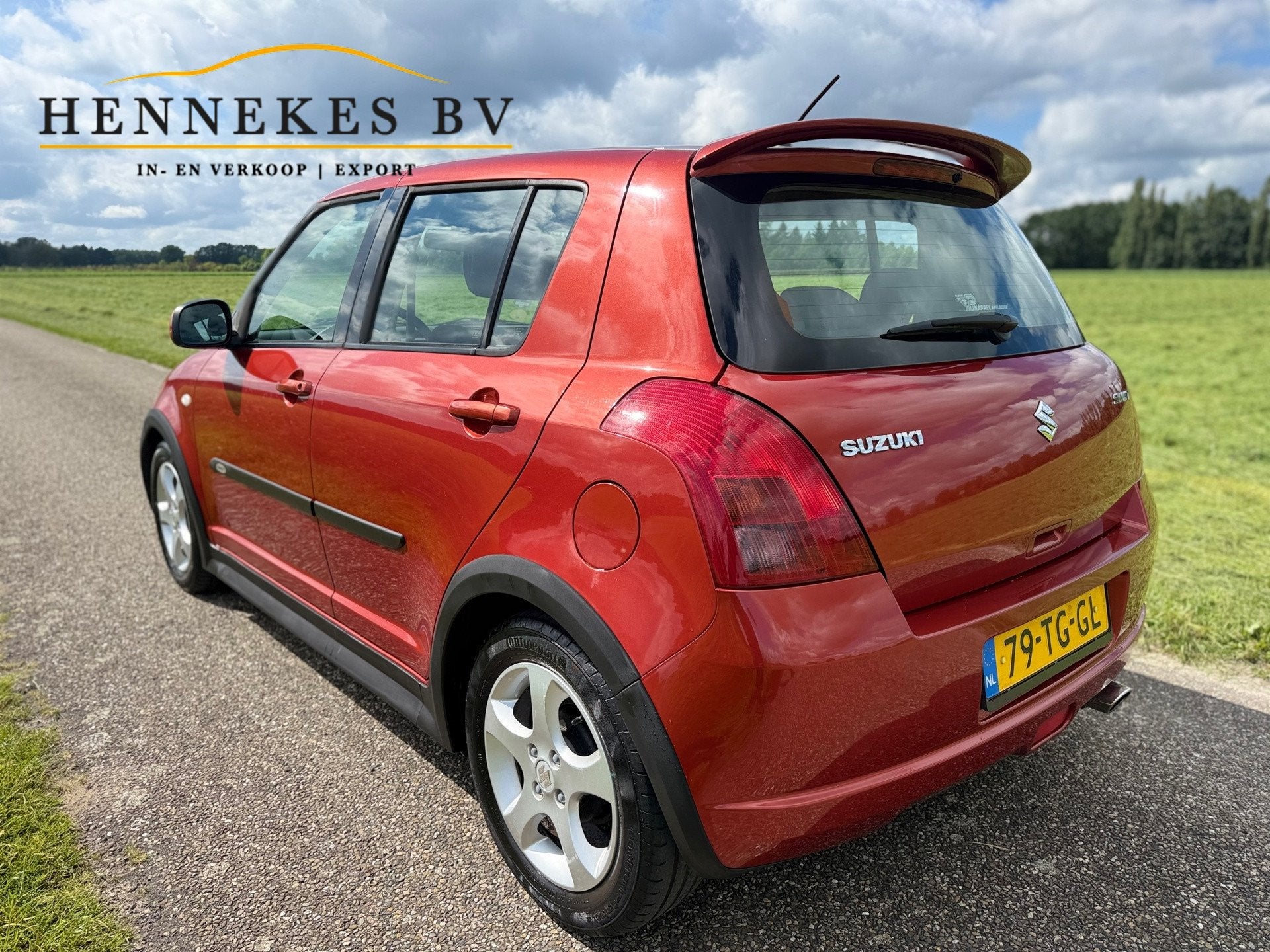 Suzuki Swift 1.3 Shogun Airco NAP, Auto's, Suzuki, Voorwielaandrijving, Stof, Gebruikt, Zwart