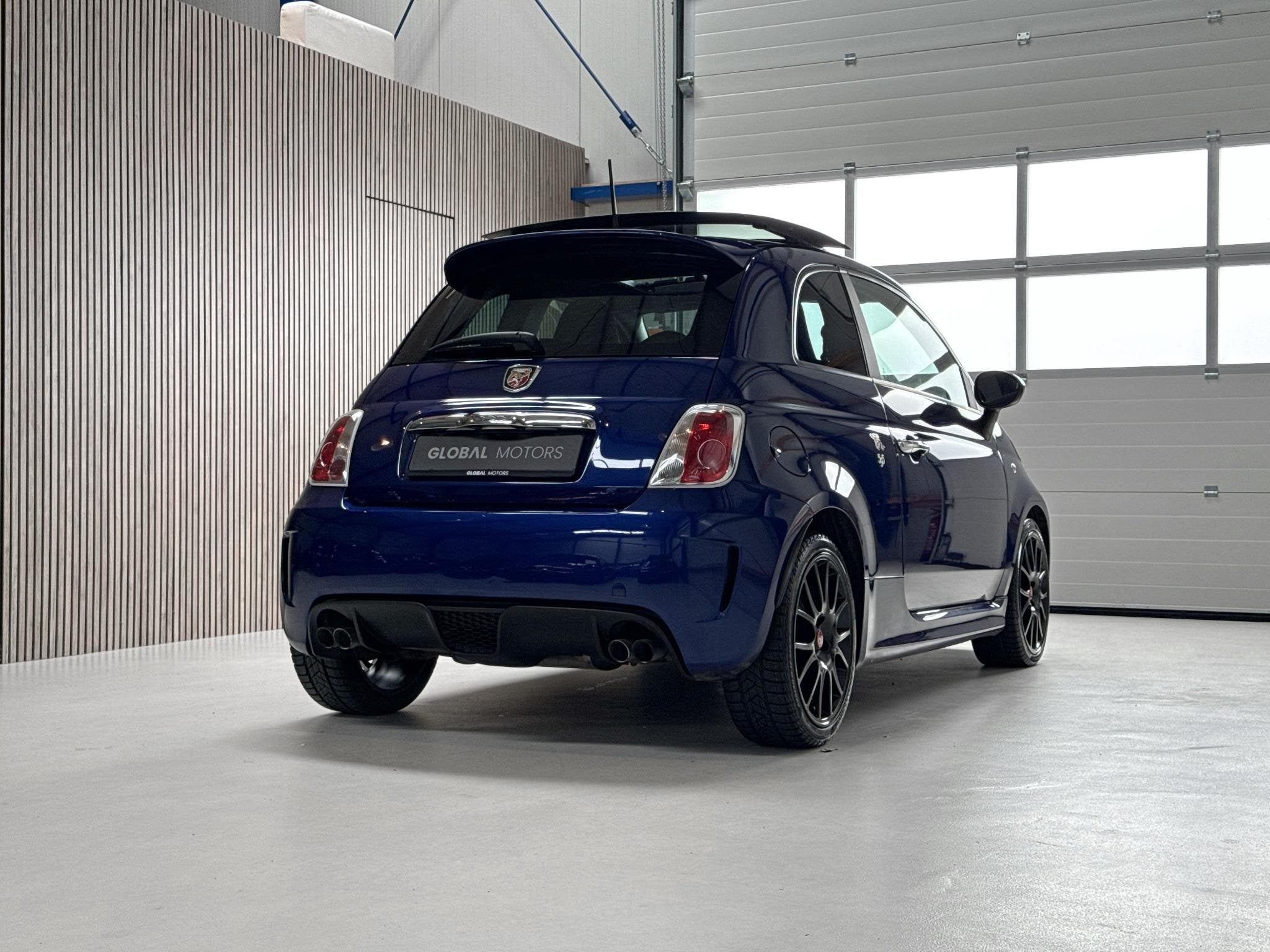 Abarth 595 1.4 T-Jet - PANORAMADAK - MONZA UITLAAT - XENON -, Auto's, Stof, Euro 6, 4 cilinders, 1010 kg
