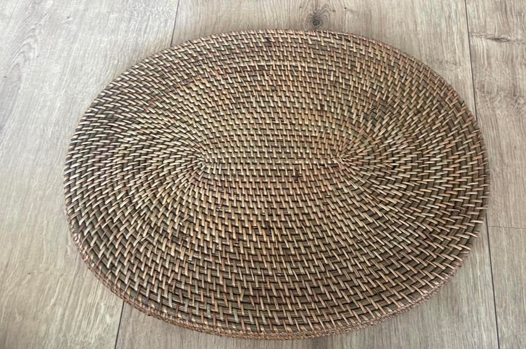 4 prachtige onderzetters rotan Birma riet placemat, Ophalen of Verzenden, Zo goed als nieuw, Glas of Kopje